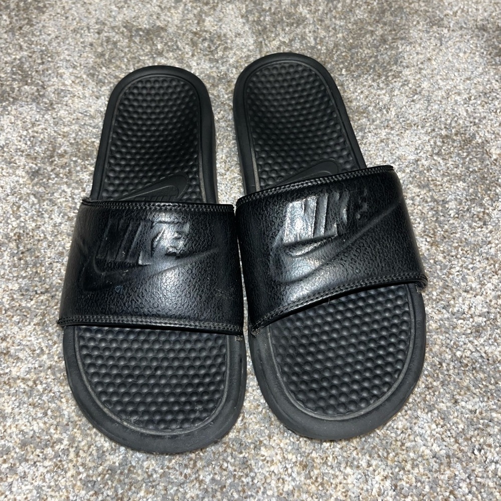 Nike Men’s Slides Sandals Benassi JDI Size 9 Slip-On Triple Black 343880-001